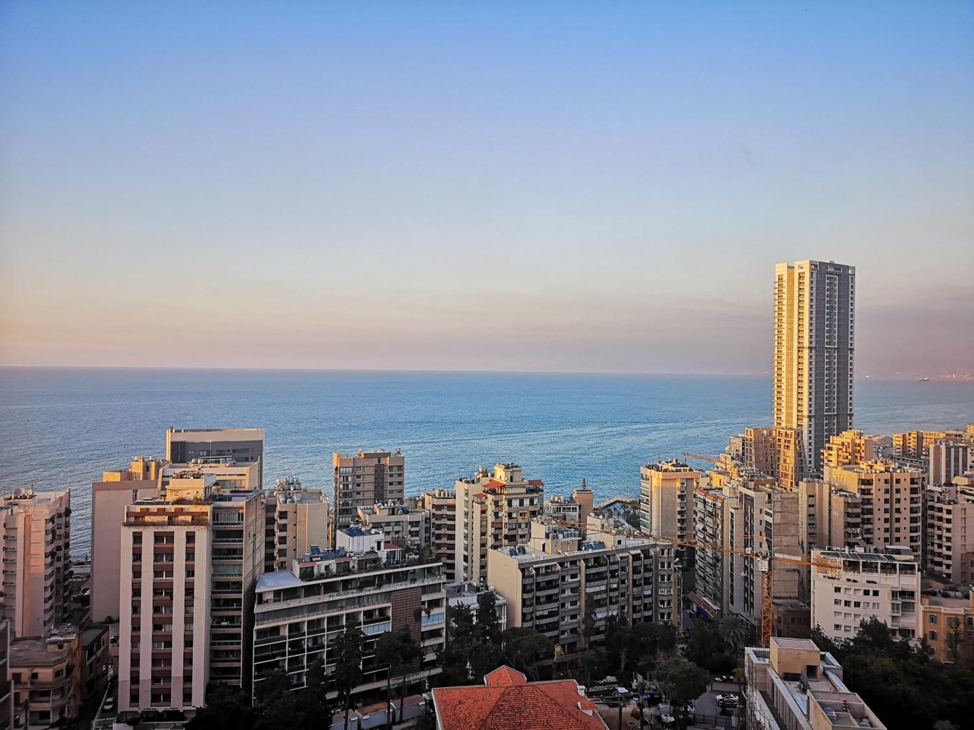 Отель Gefinor Rotana - Бейрут Экстерьер фото View of the city