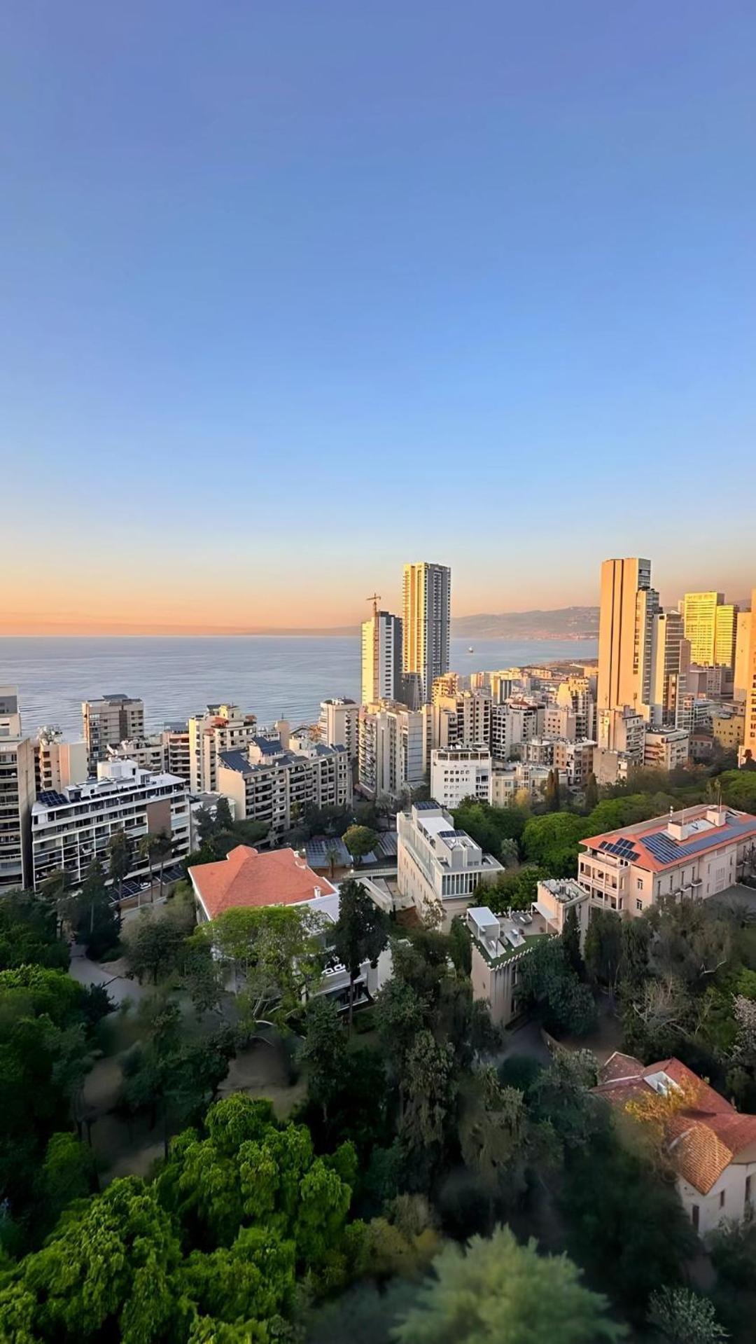 Отель Gefinor Rotana - Бейрут Экстерьер фото