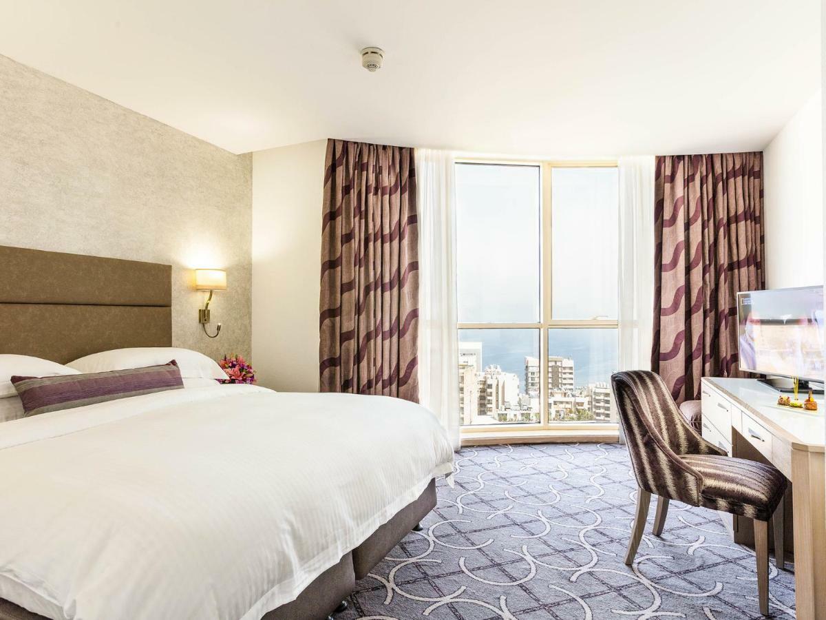 Отель Gefinor Rotana - Бейрут Экстерьер фото